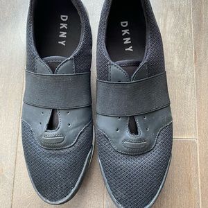 DKNY shoe size 8